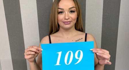 Czech Sex Casting Daphne Klyde makes guy very hard in casting