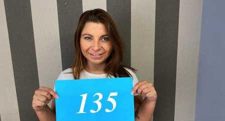 Czech Sex Casting Busty brunette spreads for the camera
