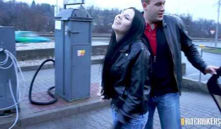 Czech Hitchikers A big load of cum for Gina