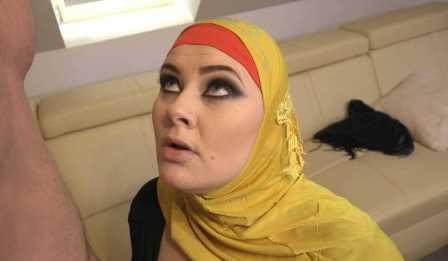 Sex With Musulmans Busty hijab girl