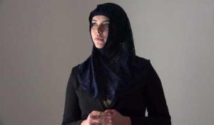 Sex With Musulmans Rich muslim lady Nikky Dream wants to buy apartments in Prague