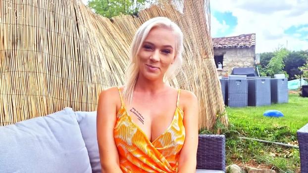 Jacquie Et Michel TV Oletcha 26 years old hostess in Nancy