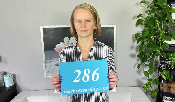 Czech Sex Casting E286 She likes to show off