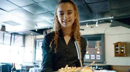 WaitressPOV Wannabe Model