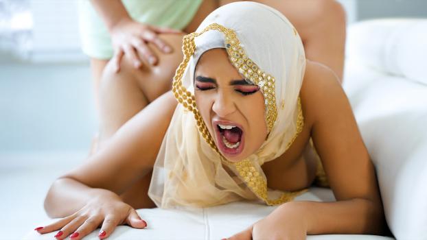 Hijab Hookup Boyfriend Trouble