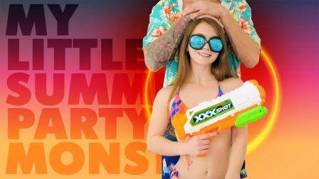 Exxxtra Small Little Summer Party Monster