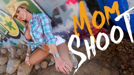 MomShoot A Change of Plans