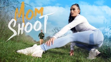 MomShoot Pulling More Than Hamstrings