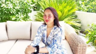 Jacquie Et Michel TV Elektra 22 years old accounting manager in Cannes