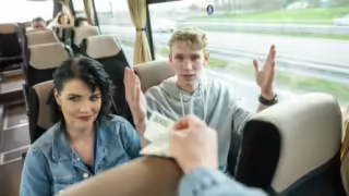 Hunt 4K Sex on the Bus