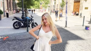 Jacquie Et Michel TV Surrounded by two men 28-year-old Maya is happier than ever